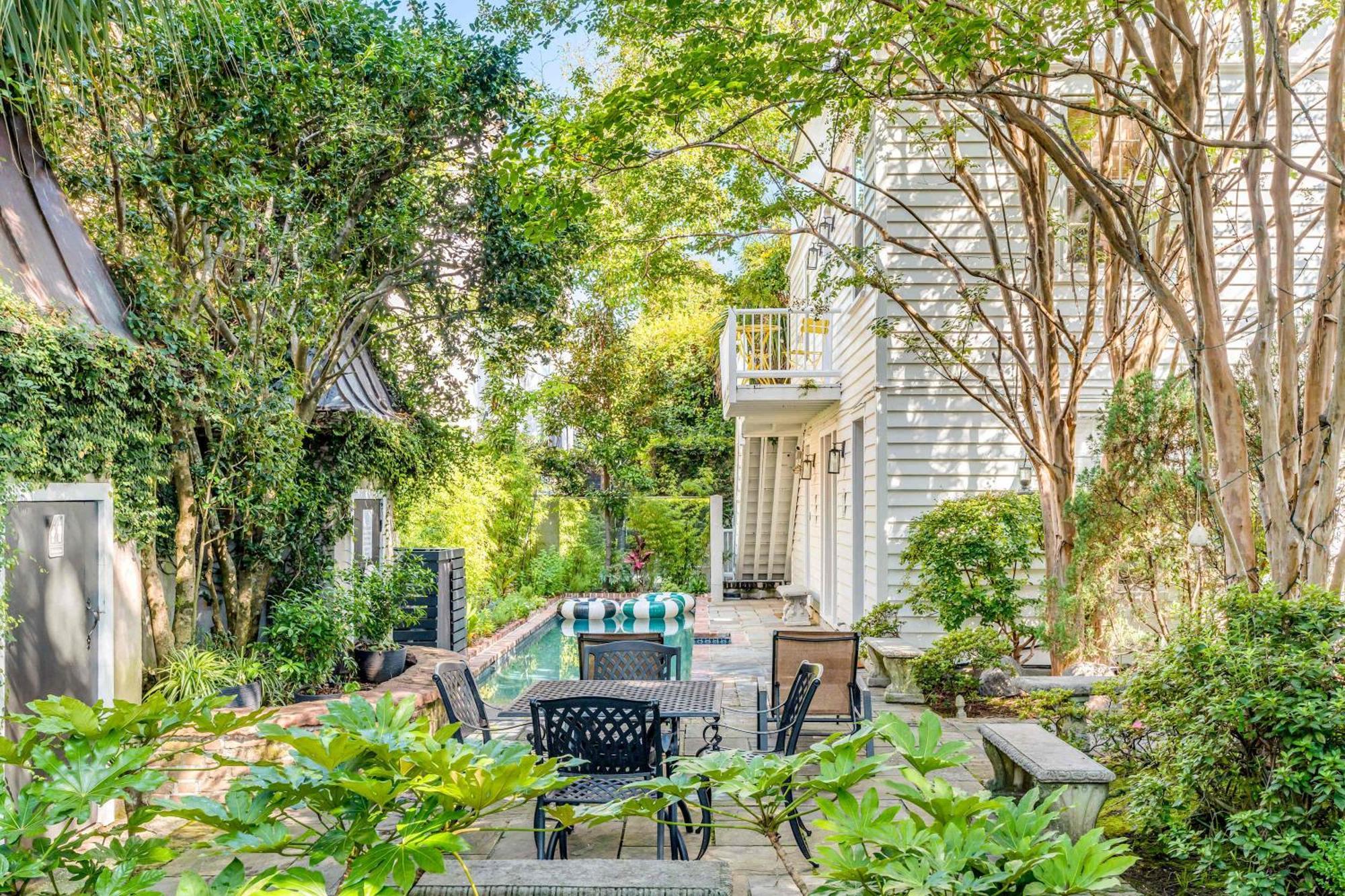 Serene Cottage With Beautiful Garden And Heated Pool ชาร์ลสตัน ภายนอก รูปภาพ